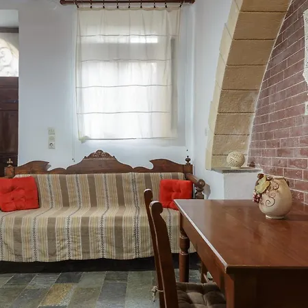 Neotraditional House In Chania *