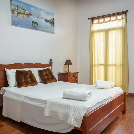 Neotraditional House In Chania Chania (Crete)