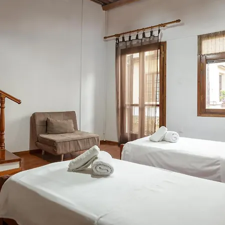 Neotraditional House In Chania Appartement